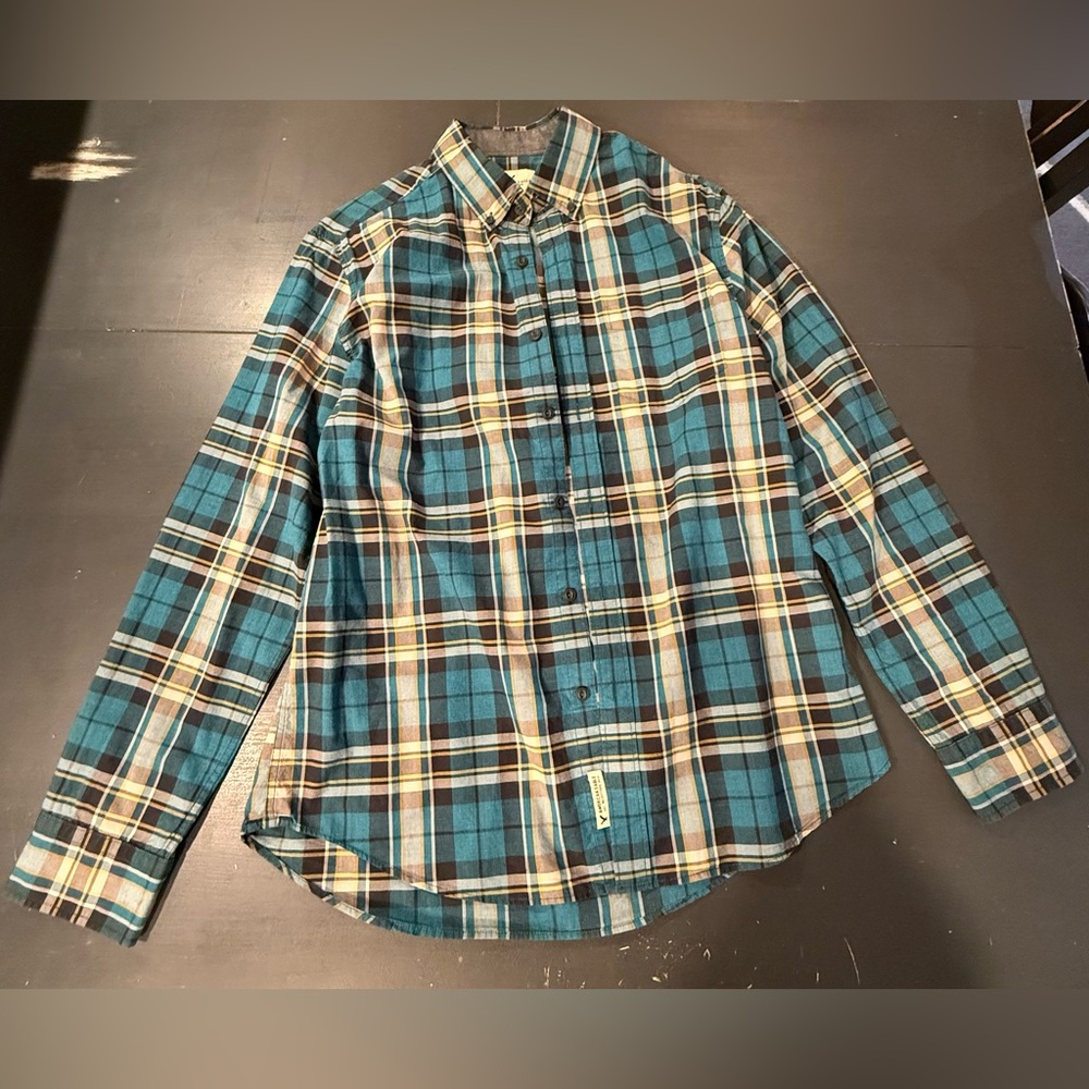 American Eagle Plaid Button Up Shirt Men's Medium Long Sleeve